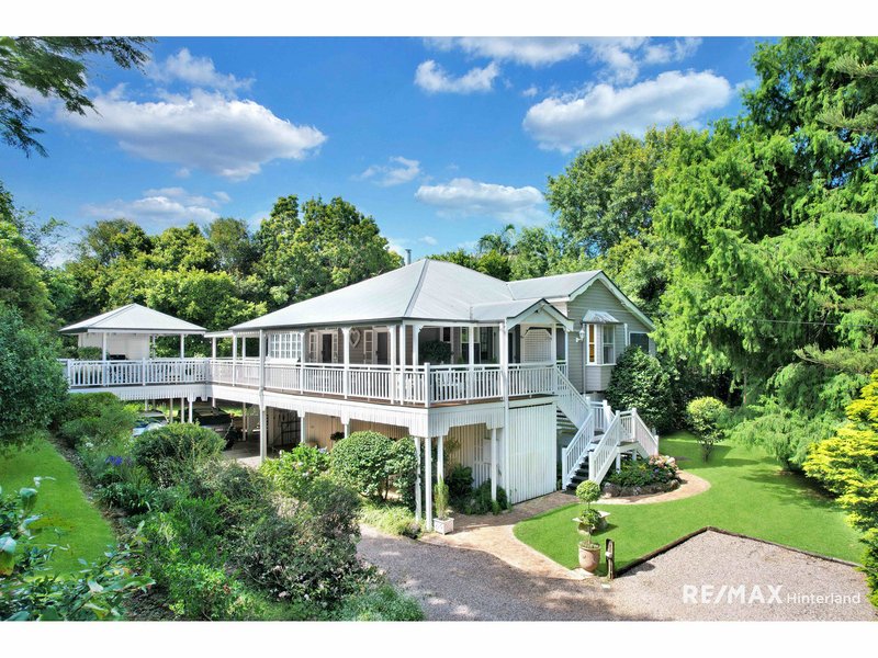 402 Mountain View Road, Maleny QLD 4552