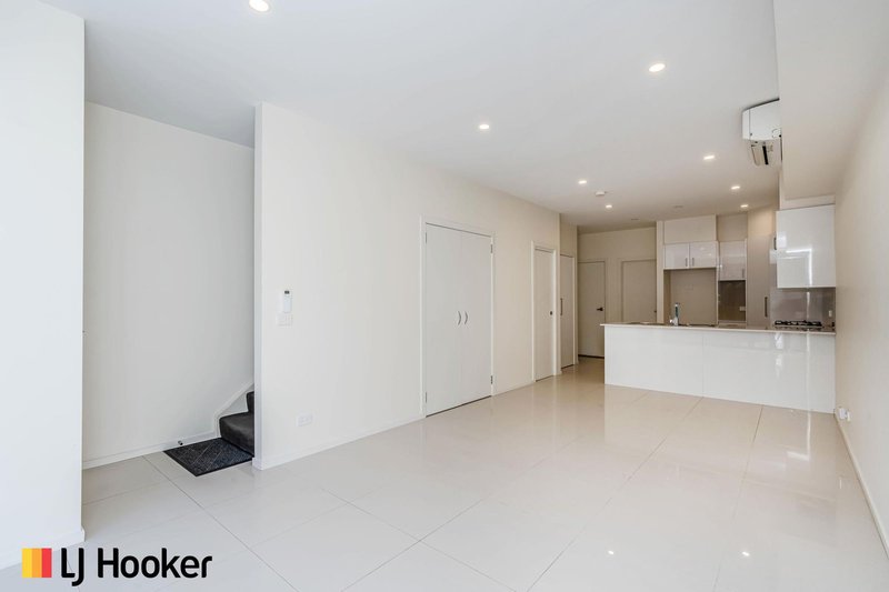 Photo - 40/2 Pipeclay Street, Lawson ACT 2617 - Image 4