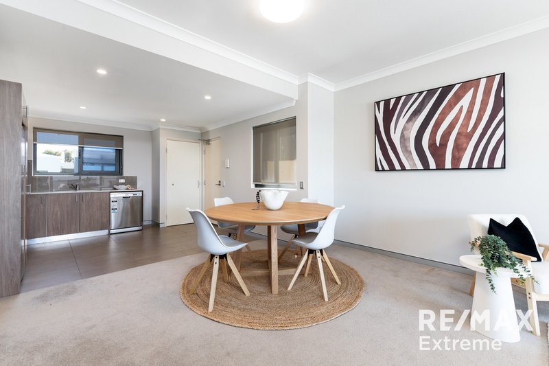 Photo - 40/2 Walsh Loop, Joondalup WA 6027 - Image 5