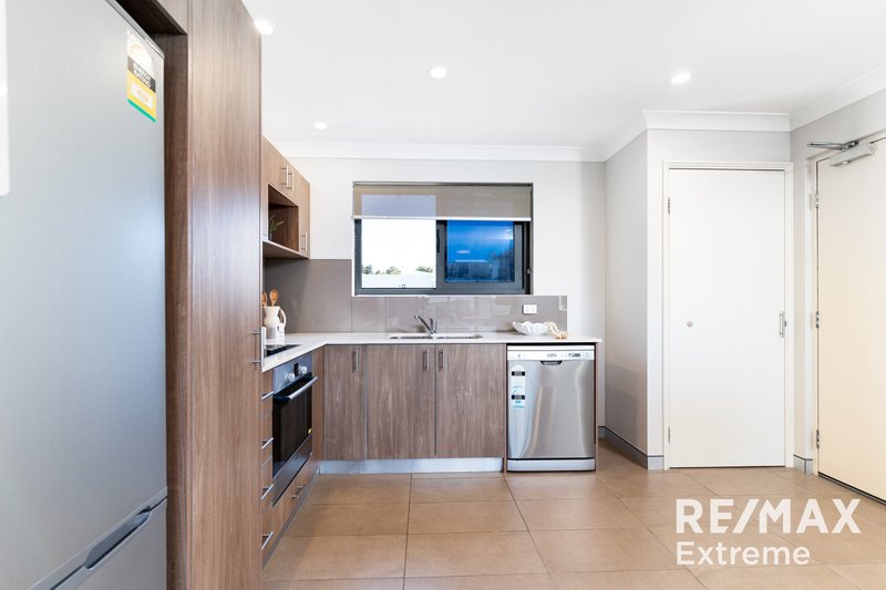 Photo - 40/2 Walsh Loop, Joondalup WA 6027 - Image 9