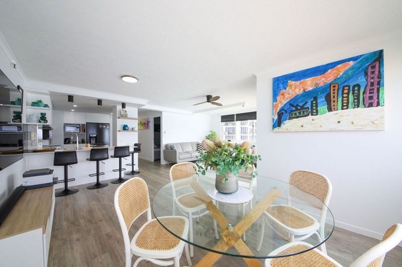 Photo - 40/20 Old Burleigh Road, Surfers Paradise QLD 4217 - Image 4