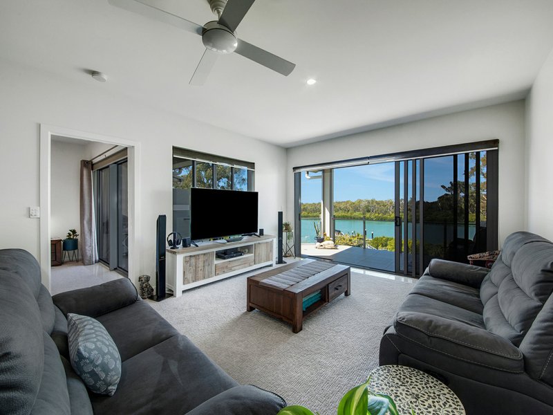 Photo - 402/10 Wyndham Avenue, Boyne Island QLD 4680 - Image 7