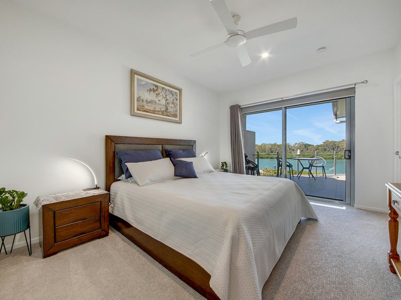 Photo - 402/10 Wyndham Avenue, Boyne Island QLD 4680 - Image 10