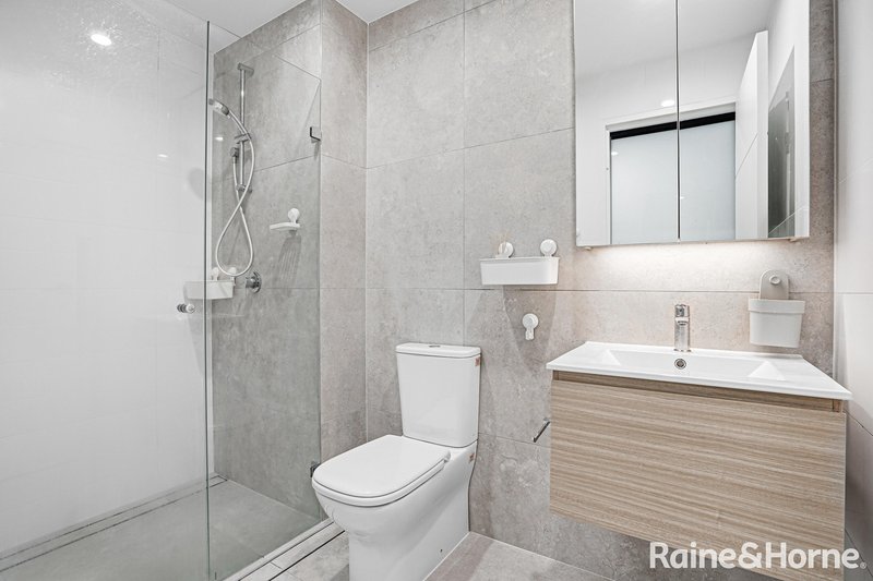 Photo - 402/12C Carson Lane, St Marys NSW 2760 - Image 7