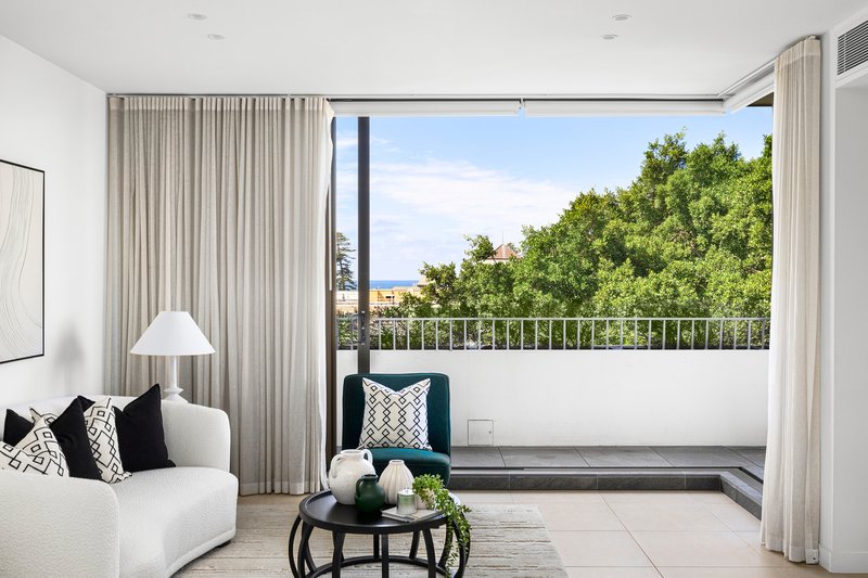 Photo - 402/13 Whistler Street, Manly NSW 2095 - Image 4