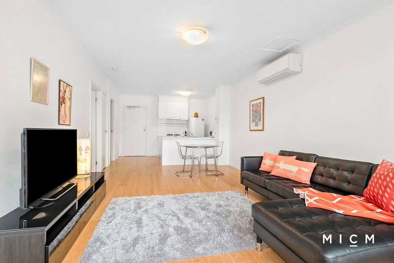 Photo - 402/148 Wells Street, South Melbourne VIC 3205 - Image 3
