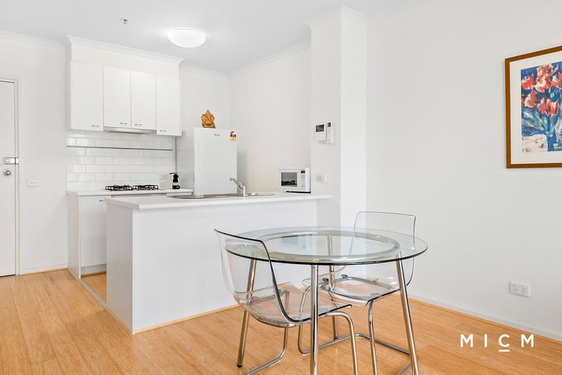 Photo - 402/148 Wells Street, South Melbourne VIC 3205 - Image 6