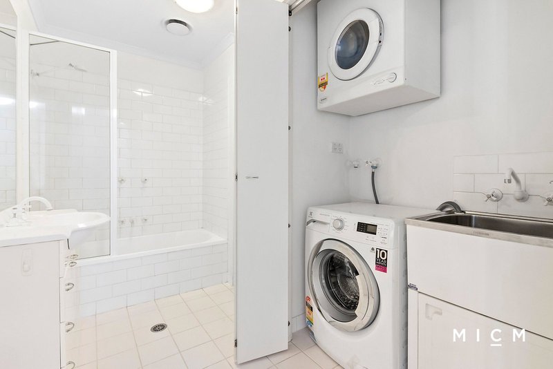 Photo - 402/148 Wells Street, South Melbourne VIC 3205 - Image 9