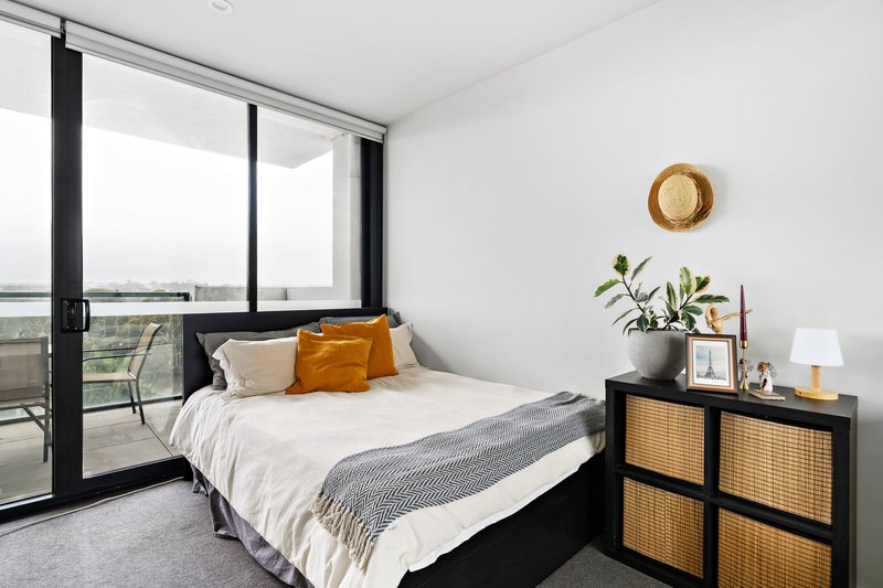 Photo - 402/2 Moonering Drive, Coburg VIC 3058 - Image 10