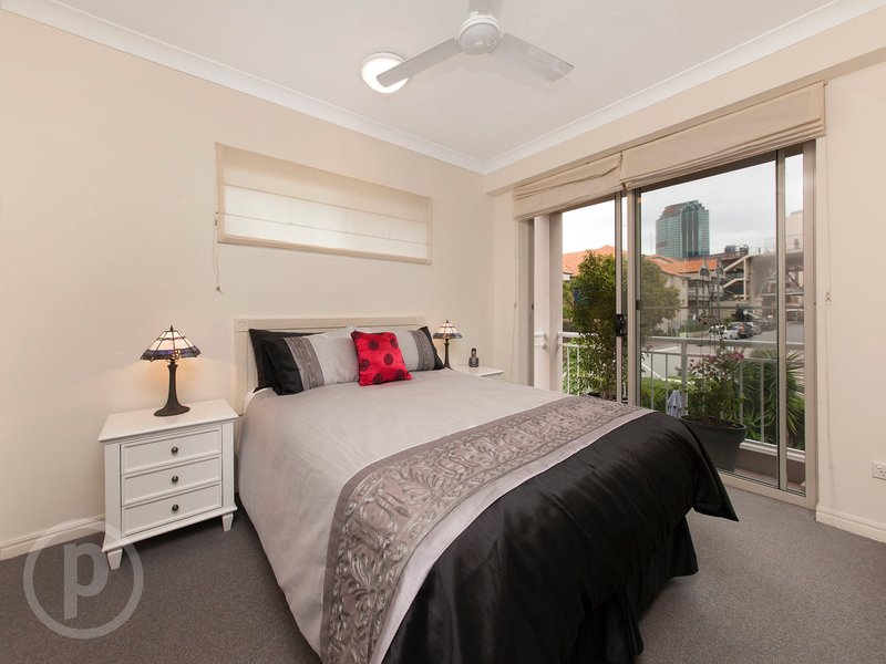 Photo - 4022/56 Wharf Street, Kangaroo Point QLD 4169 - Image 8