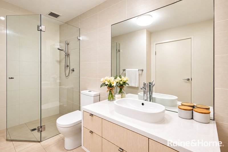 Photo - 402/3 Palm Avenue, Breakfast Point NSW 2137 - Image 7