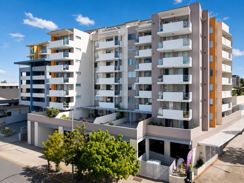 Photo - 402/392 Hamilton Road, Chermside QLD 4032 - Image 9