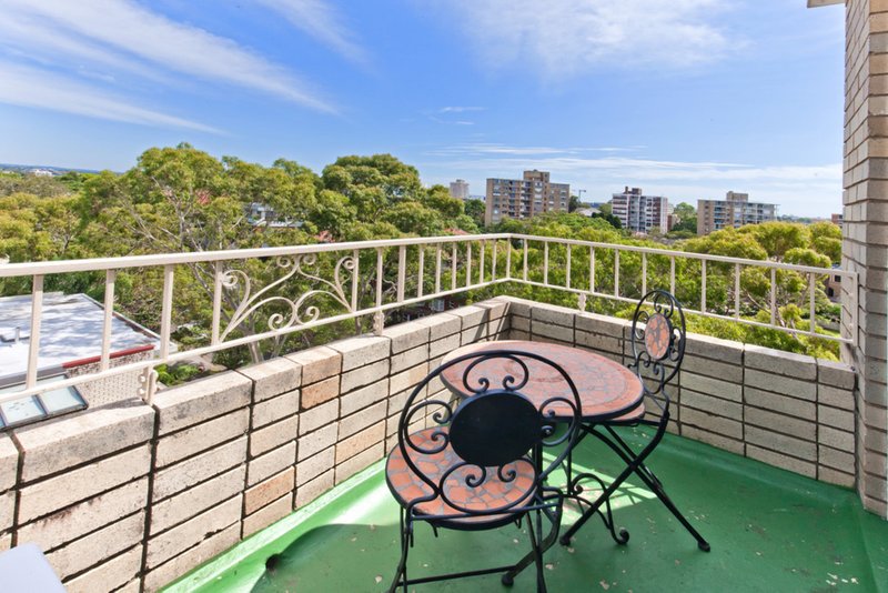 Photo - 40/25 Hampden Avenue, Cremorne NSW 2090 - Image 2