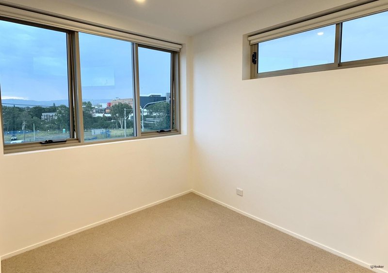 Photo - 402/51 Peerless Avenue, Mermaid Beach QLD 4218 - Image 7