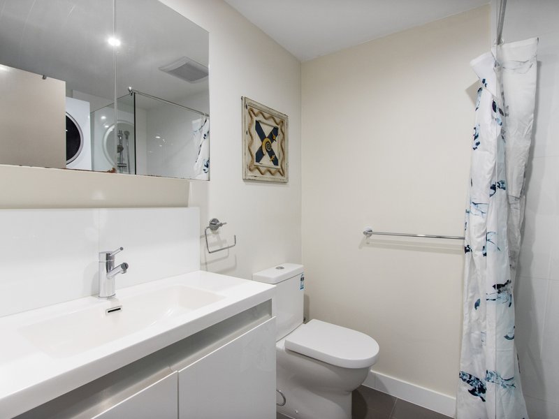 Photo - 402/60 Grose Avenue, Cannington WA 6107 - Image 19