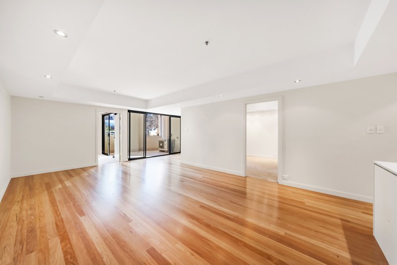 Photo - 402/62 Foster Street, Surry Hills NSW 2010 - Image 2