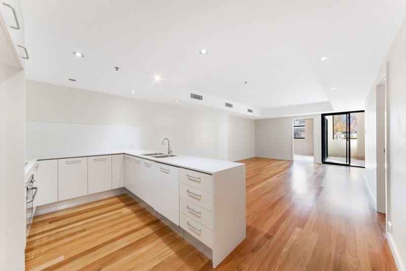 Photo - 402/62 Foster Street, Surry Hills NSW 2010 - Image 3