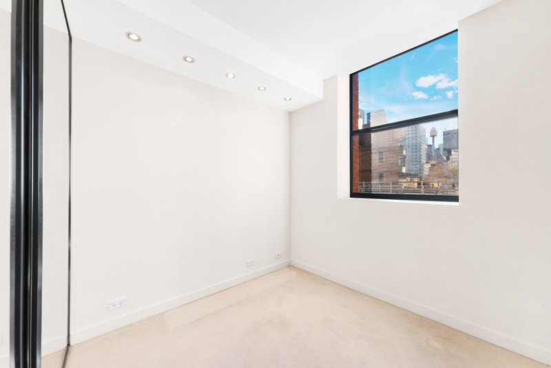 Photo - 402/62 Foster Street, Surry Hills NSW 2010 - Image 9