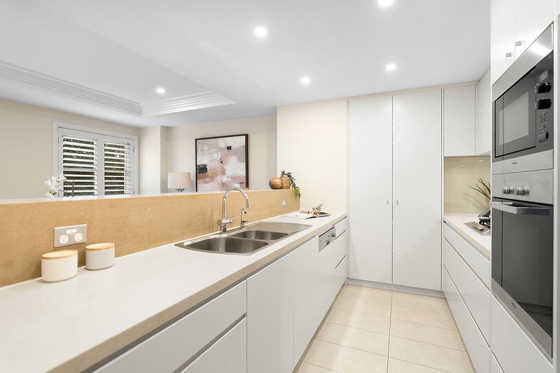 Photo - 402/8 Ada Avenue, Wahroonga NSW 2076 - Image 6