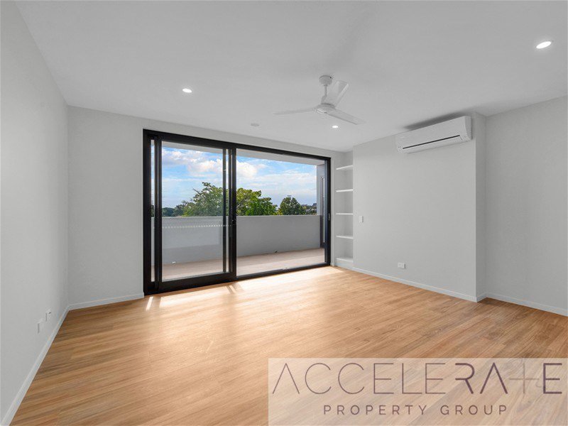 Photo - 402/89 Old Cleveland Road, Stones Corner QLD 4120 - Image 8