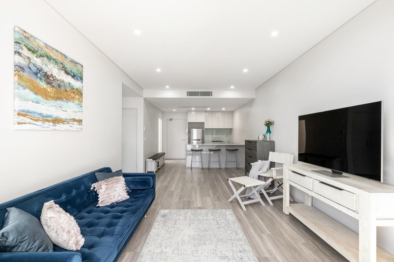 Photo - 402B/23 Roger Street, Brookvale NSW 2100 - Image 2