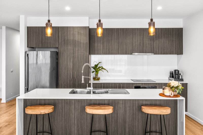 Photo - 403/116 Watton Street, Werribee VIC 3030 - Image 7