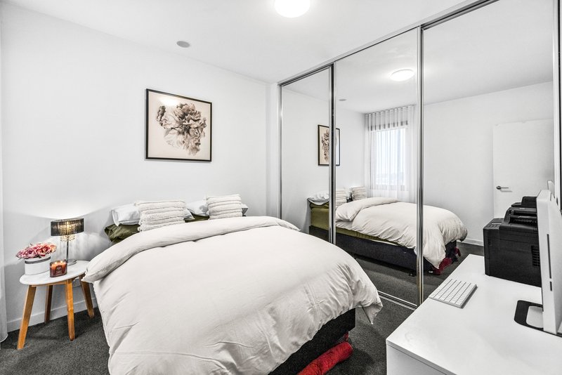 Photo - 403/116 Watton Street, Werribee VIC 3030 - Image 13