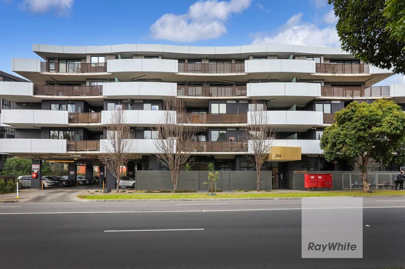 Photo - 403/314 Pascoe Vale Road, Essendon VIC 3040 - Image 2