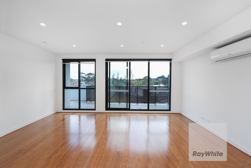 Photo - 403/314 Pascoe Vale Road, Essendon VIC 3040 - Image 6