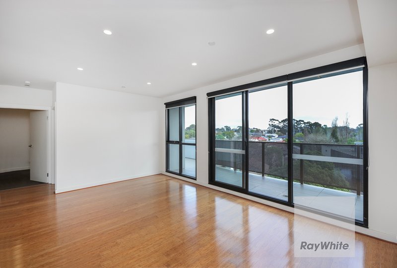 Photo - 403/314 Pascoe Vale Road, Essendon VIC 3040 - Image 8