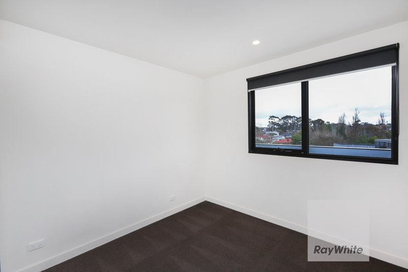 Photo - 403/314 Pascoe Vale Road, Essendon VIC 3040 - Image 9