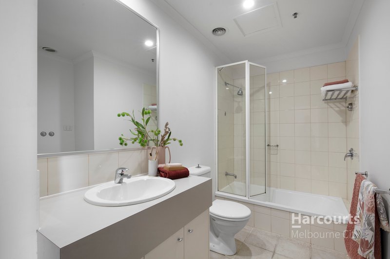 Photo - 403/318 Little Bourke Street, Melbourne VIC 3000 - Image 5