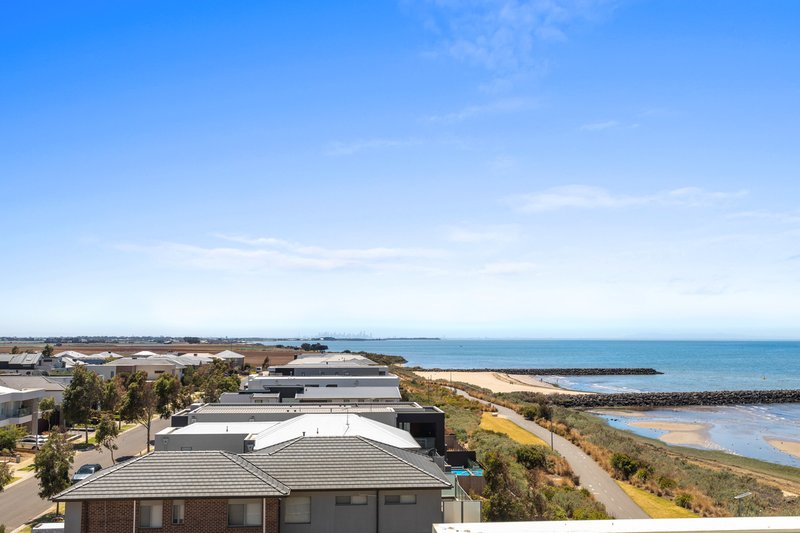 Photo - 403/33 Quay Boulevard, Werribee South VIC 3030 - Image 15