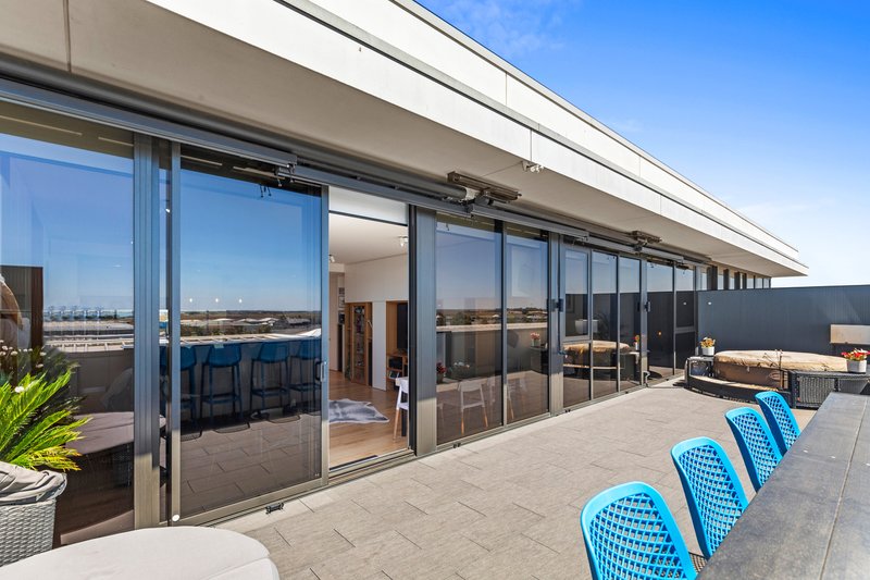 Photo - 403/33 Quay Boulevard, Werribee South VIC 3030 - Image 17