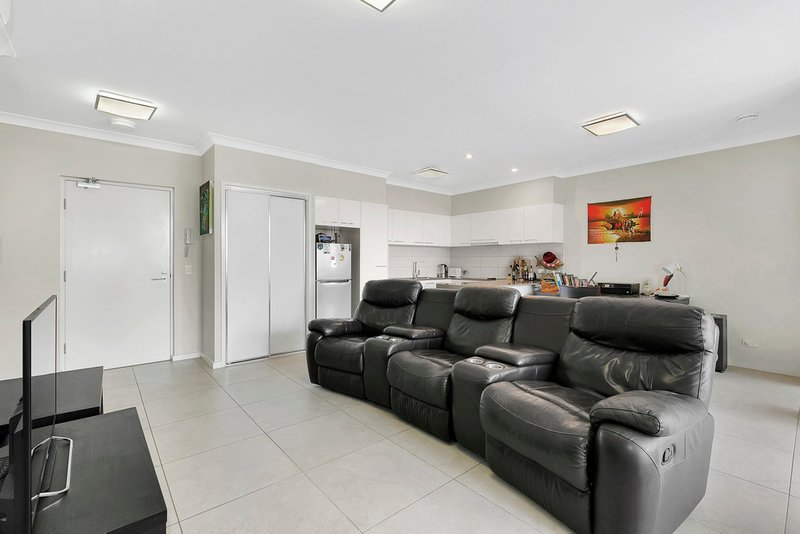 Photo - 403/37 Connor Street, Kangaroo Point QLD 4169 - Image 3