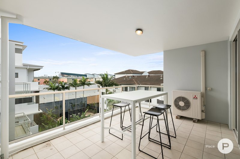 Photo - 403/42 Newstead Terrace, Newstead QLD 4006 - Image 6