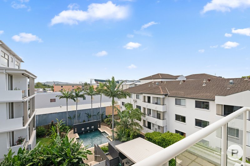 Photo - 403/42 Newstead Terrace, Newstead QLD 4006 - Image 7