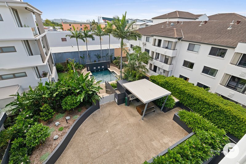 Photo - 403/42 Newstead Terrace, Newstead QLD 4006 - Image 13