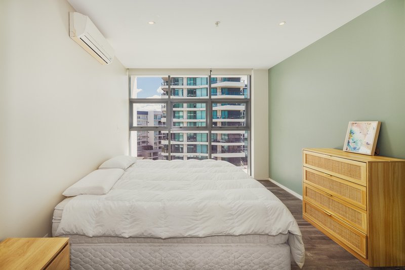 Photo - 4034/37C Harbour Road, Hamilton QLD 4007 - Image 6