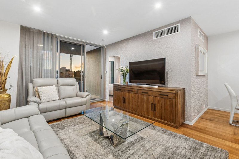 Photo - 403/5 Harper Terrace, South Perth WA 6151 - Image 4