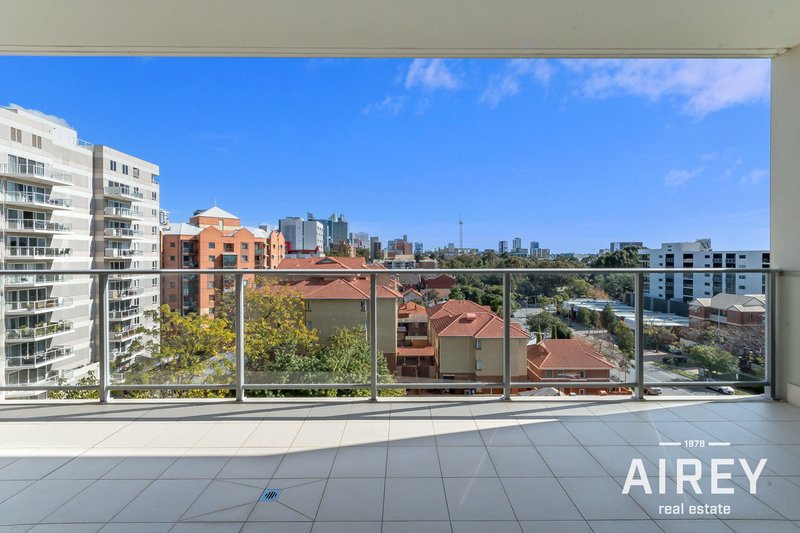 Photo - 40/35 Wellington Street, East Perth WA 6004 - Image 11