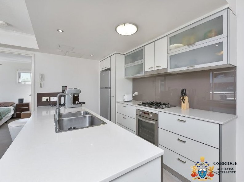 Photo - 403/6 Exford Street, Brisbane City QLD 4000 - Image 3