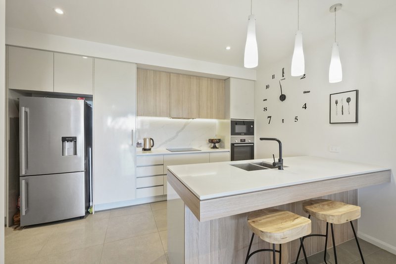 Photo - 403/601 Glades Drive, Robina QLD 4226 - Image 6