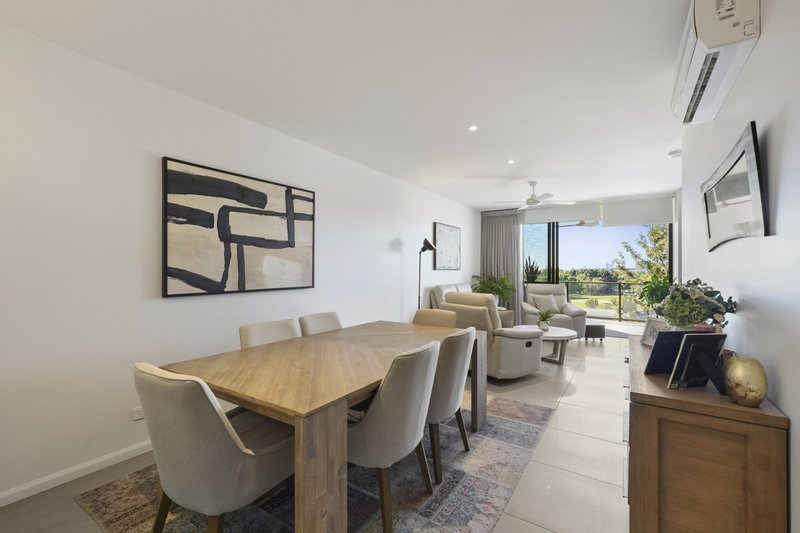Photo - 403/601 Glades Drive, Robina QLD 4226 - Image 7