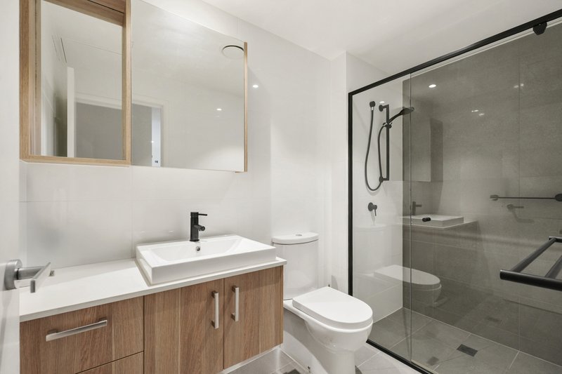 Photo - 403/601 Glades Drive, Robina QLD 4226 - Image 13