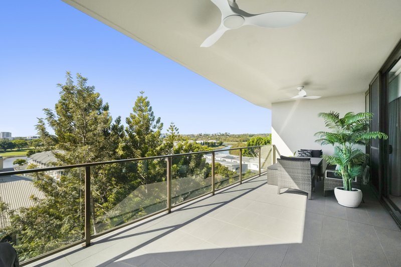 Photo - 403/601 Glades Drive, Robina QLD 4226 - Image 15