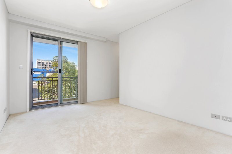 Photo - 40/39-45 Powell Street, Homebush NSW 2140 - Image 4