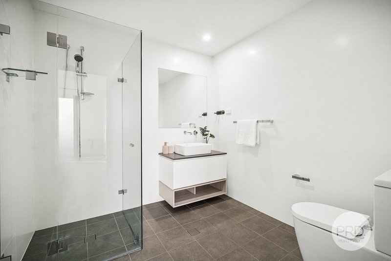 Photo - 403/9 Derwent Street, South Hurstville NSW 2221 - Image 6