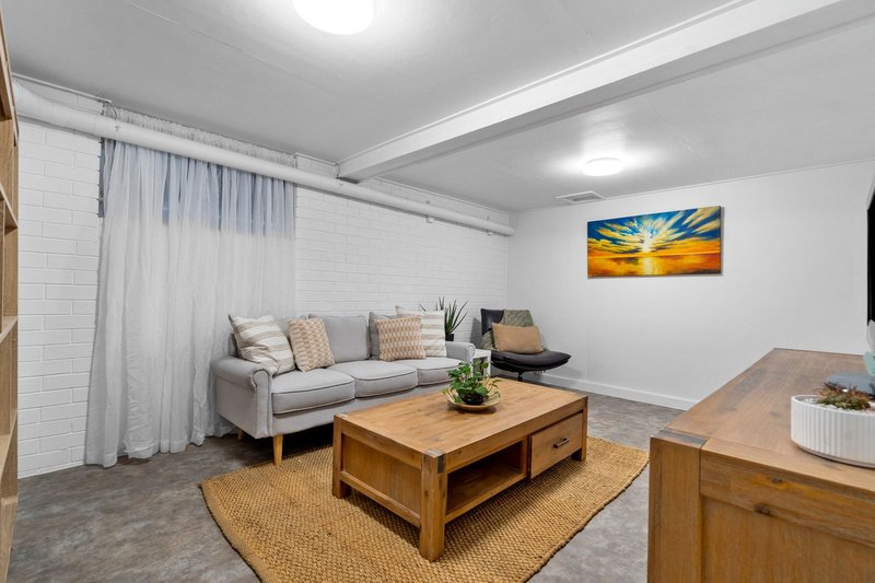Photo - 404 Enoggera Road, Alderley QLD 4051 - Image 17