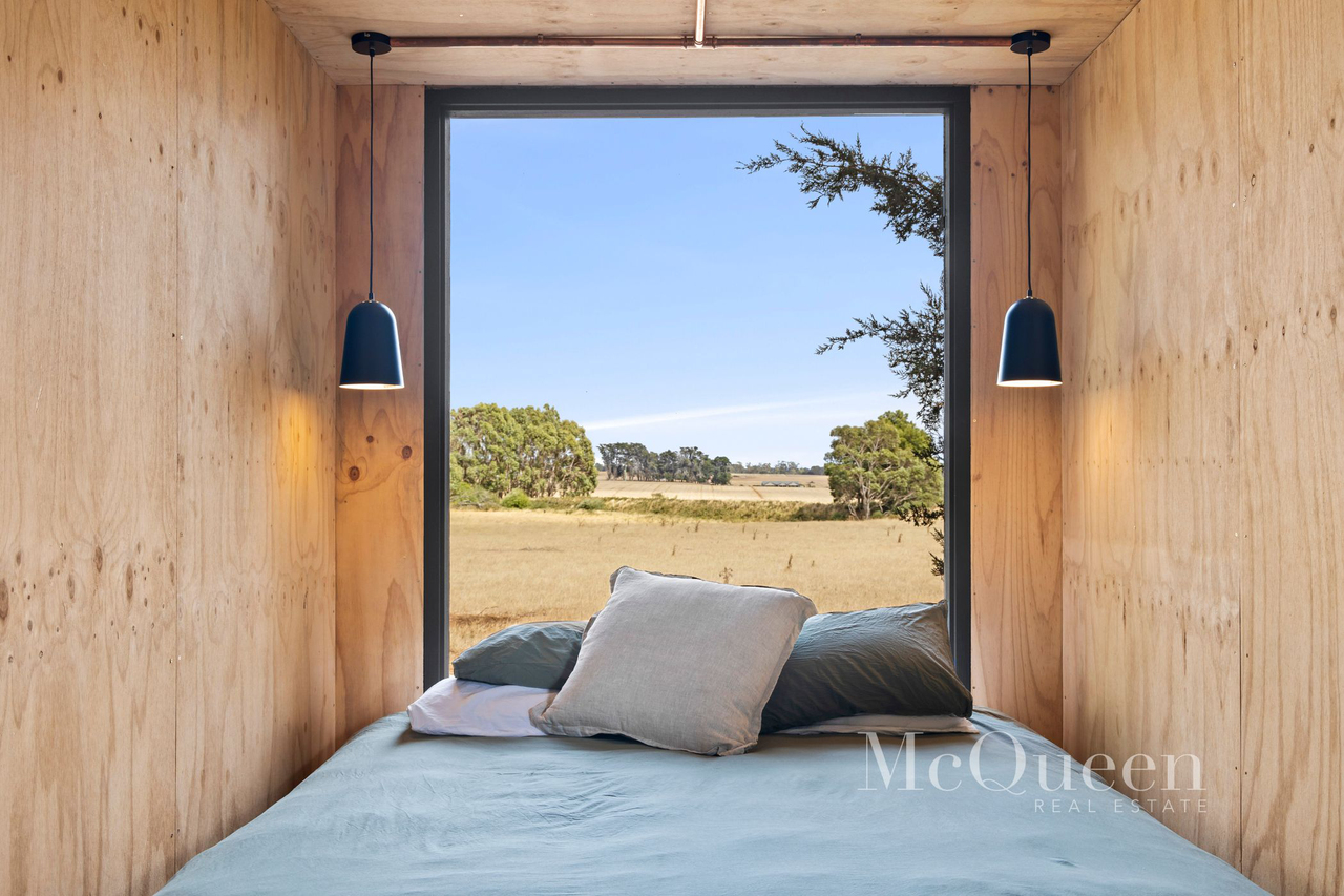 3-bedroom house at 404 JAMES LANE, Fern Hill VIC 3458, Hepburn, Victoria